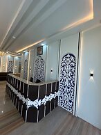 Hotel Shri Radha Orchid
