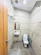 Hotel Shri Radha Orchid