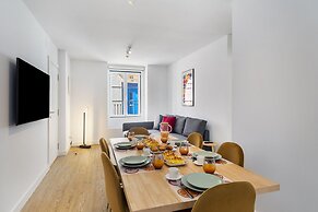 Urban Oasis Premium Location w AC