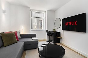 Urban Oasis Premium Location w AC