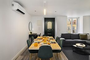 Urban Oasis Premium Location w AC