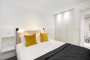 Urban Oasis Premium Location w AC