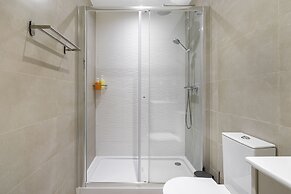 Urban Oasis Premium Location w AC