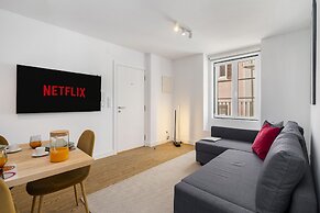 Urban Oasis Premium Location w AC