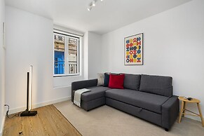 Urban Oasis Premium Location w AC