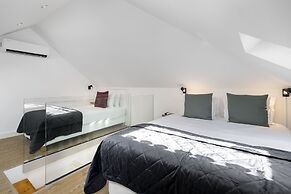 Urban Oasis Premium Location w AC