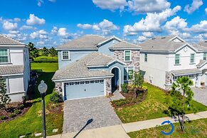 Fancy Family Home at Championsgate Chg101