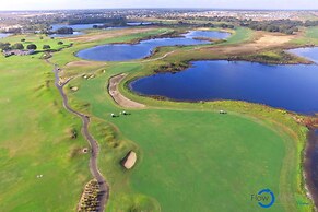 Fancy Family Home at Championsgate Chg101