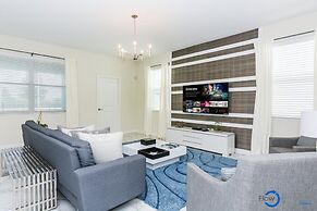 Fancy Family Home at Championsgate Chg101