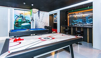 Fancy Family Home at Championsgate Chg101