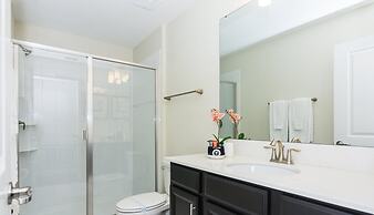 Fancy Family Home at Championsgate Chg101