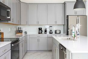 Amazing Resort Private Pool Chg102