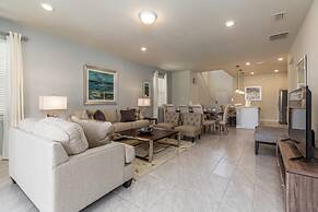 Bright Elegant Home at Solterra Resort Sol103