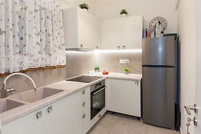 Palaio Faliro Gem 1 Bd Apt with Balcony