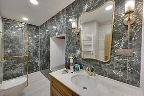 Silk Road Museum Hotel