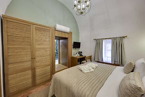 Silk Road Museum Hotel