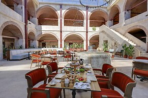 Silk Road Museum Hotel