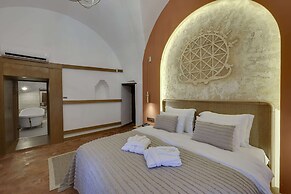 Silk Road Museum Hotel