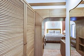 Silk Road Museum Hotel