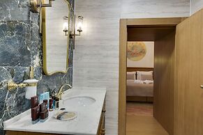 Silk Road Museum Hotel