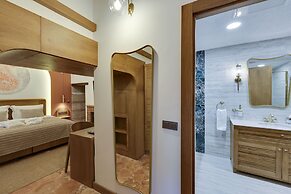 Silk Road Museum Hotel