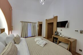 Silk Road Museum Hotel