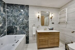 Silk Road Museum Hotel