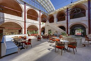 Silk Road Museum Hotel