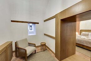 Silk Road Museum Hotel