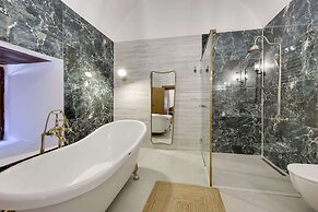 Silk Road Museum Hotel