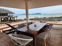 BW Private Villa Pattaya Beach