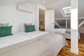 Brand new luxury apartment riverside