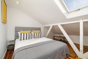 Brand new luxury apartment riverside