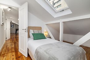 Brand new luxury apartment riverside