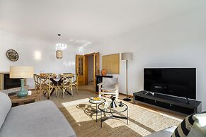 Sunset Views and Sea Breezes