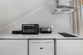 Sunset Views and Sea Breezes