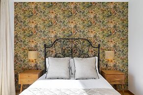 Sunset Views and Sea Breezes