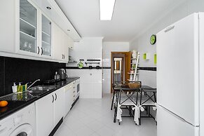 Sunset Views and Sea Breezes