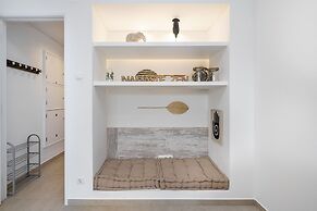 Peaceful Algés Family Home