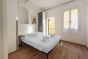 Uffizi 3 bedrooms by Mmega