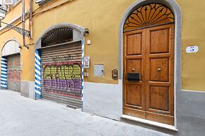 Uffizi 3 bedrooms by Mmega