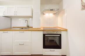 Uffizi 3 bedrooms by Mmega