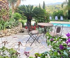 The Olivestone Village - Yoga Retreat Paradise