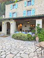 The Olivestone Village - Yoga Retreat Paradise