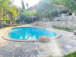 The Olivestone Village - Yoga Retreat Paradise