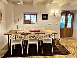 The Olivestone Village - Yoga Retreat Paradise