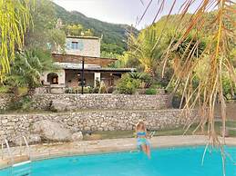 The Olivestone Village - Yoga Retreat Paradise