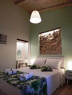 Sole Apartments - Near Corfu Port