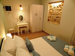 Sole Apartments - Near Corfu Port