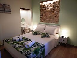 Sole Apartments - Near Corfu Port